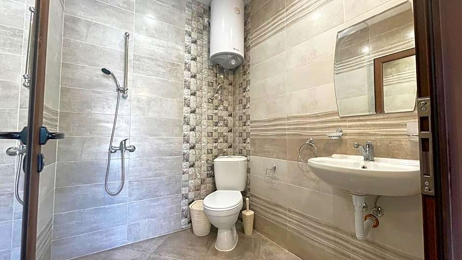 Апартхотел Конниците