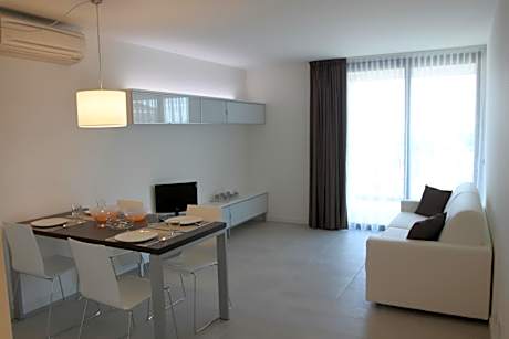 One-Bedroom Apartment with Sea View