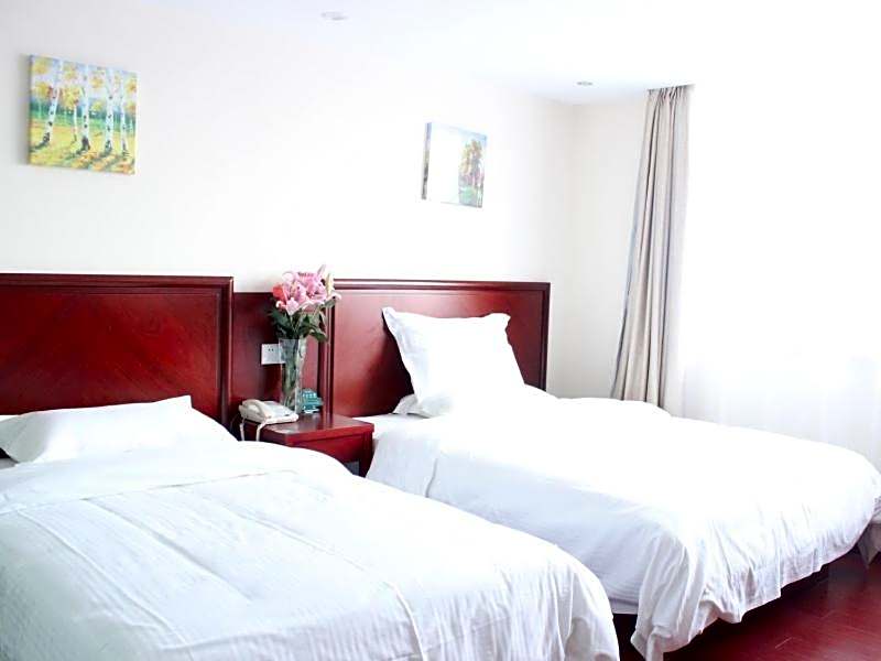GreenTree Inn JiangSu YanCheng BinHai OuBaoLiYa City Square Business Hotle