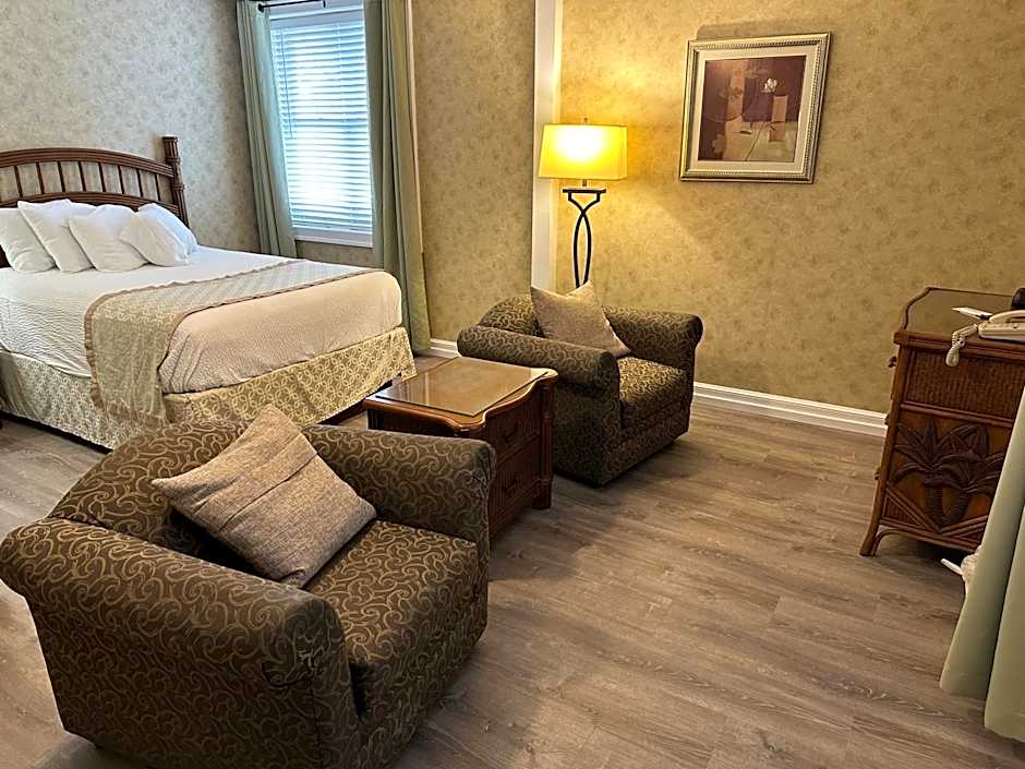 Island House Historic Vacation Rentals
