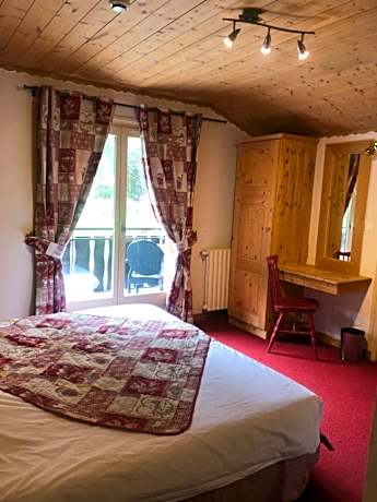 Triple Room with Garden View