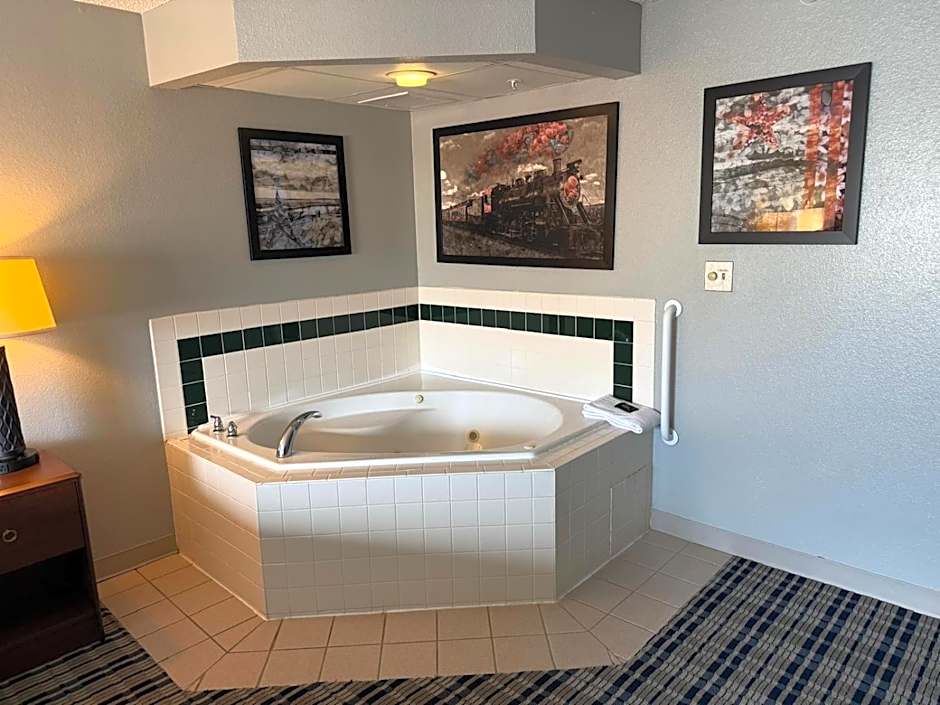 AmericInn by Wyndham Kearney