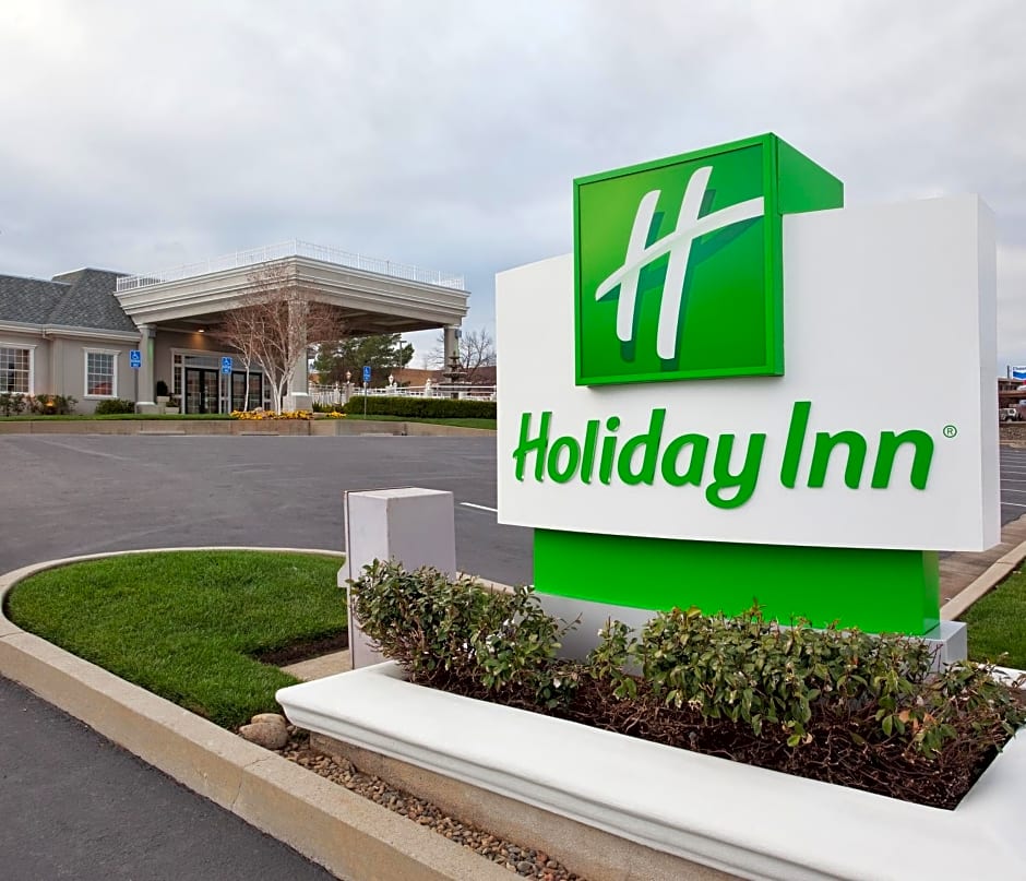 Holiday Inn Redding, an IHG Hotel