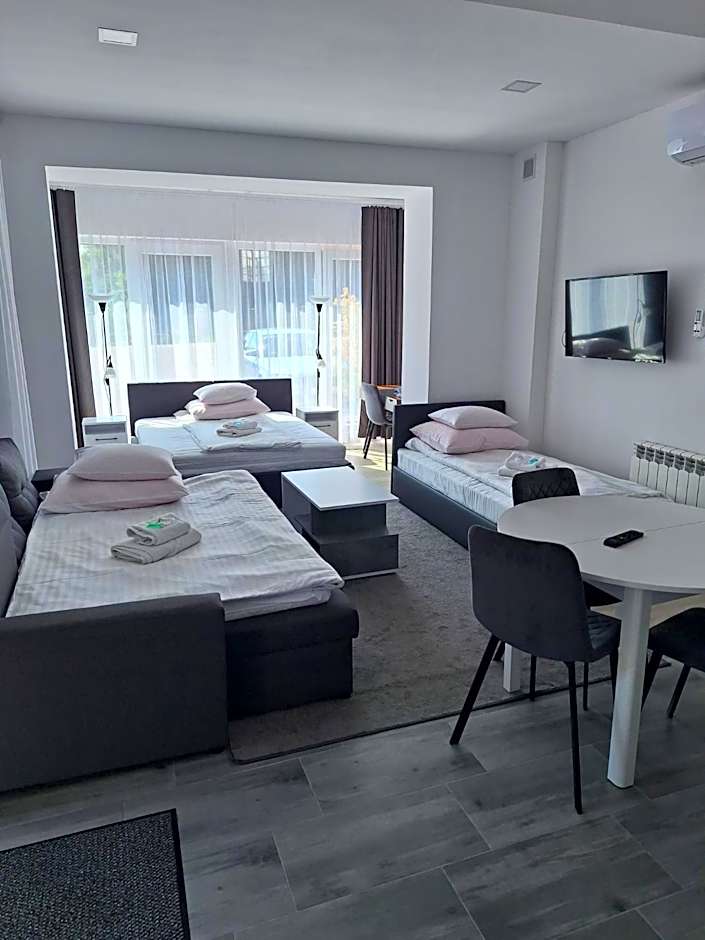 Comfort Stay, EV, Parking