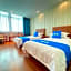 Qingzhu·Xinyin Hotel (Lishe Airport Shiqi Subway Station Branch)