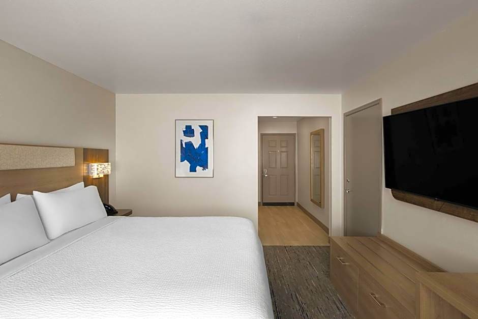 Holiday Inn Express Hotel & Suites - Paso Robles By IHG