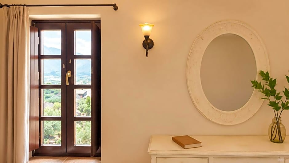 Areos Polis Boutique Hotel
