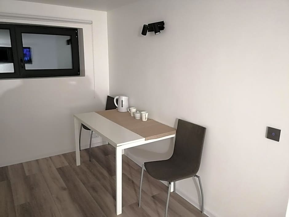 Luxury Apartment Private House and Parking Netflix