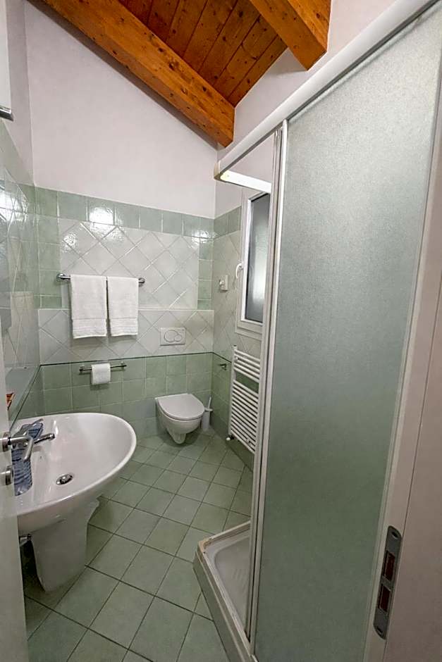 Hotel Sasselli Dipendenza Hotel Zamagna