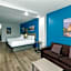 La Quinta Inn & Suites by Wyndham Kyle