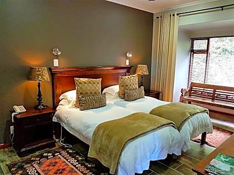 Double or Twin Room with Lagoon View