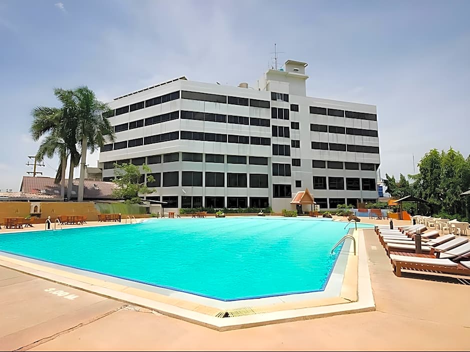 Ayutthaya Grand Hotel