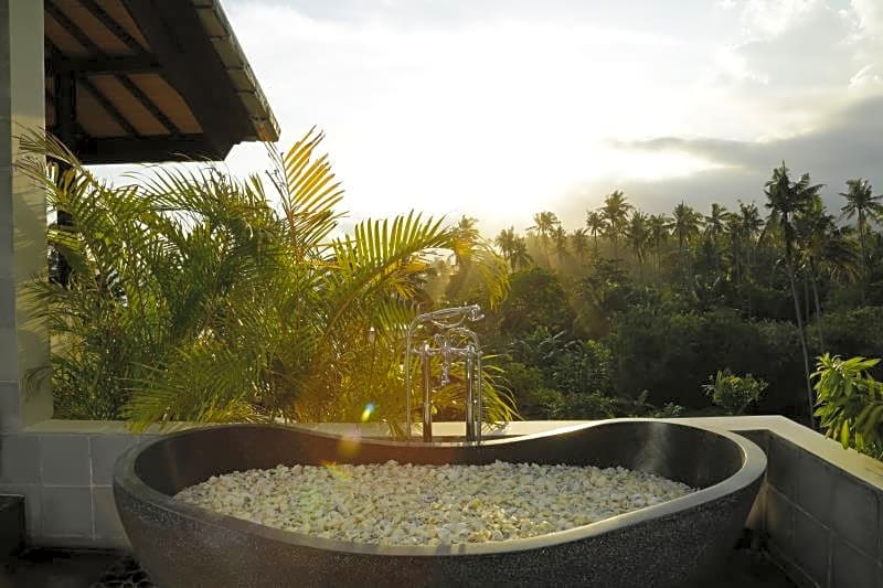 Villa Delmara At Balian Beach