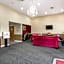 Econo Lodge Inn & Suites East