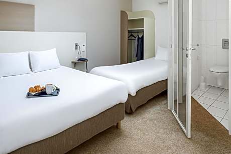 One Double Bed One Double Sofa Bed  - Superior Room