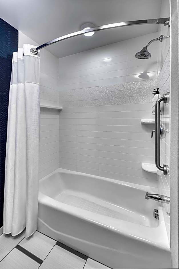 Fairfield Inn & Suites by Marriott Moncton