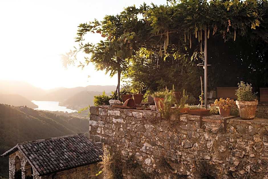 Albergo Diffuso Crispolti