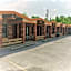 Hickory House Inn