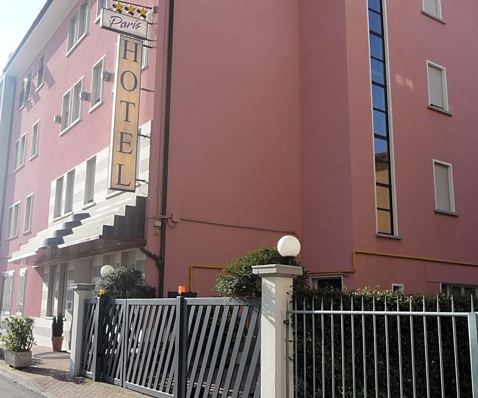 Hotel Paris