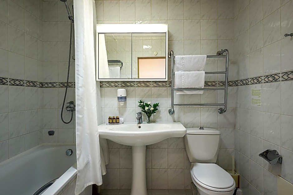 Grata by Centrum Hotels