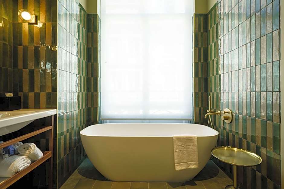 Hotel Gounod Fully Renovated