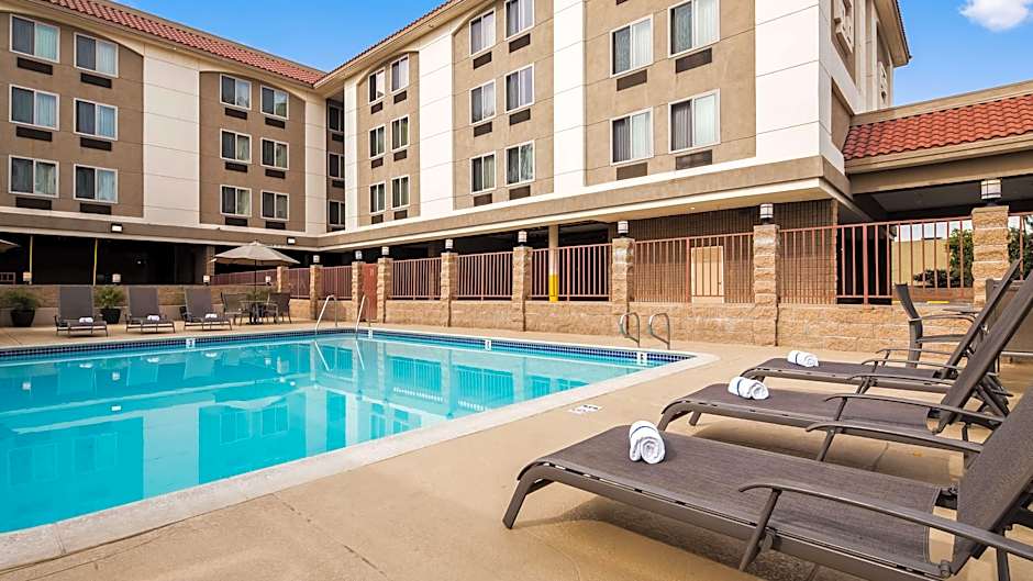 Best Western of Long Beach – Long Beach, CA