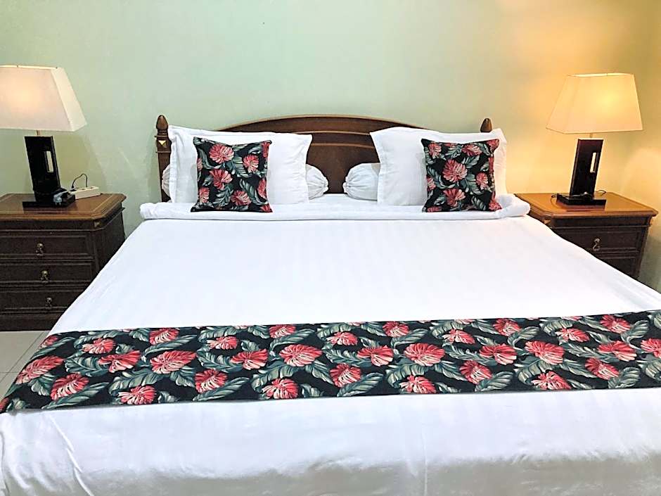 Just 11 Boutique Syariah Mitra RedDoorz near UGM Yogyakarta