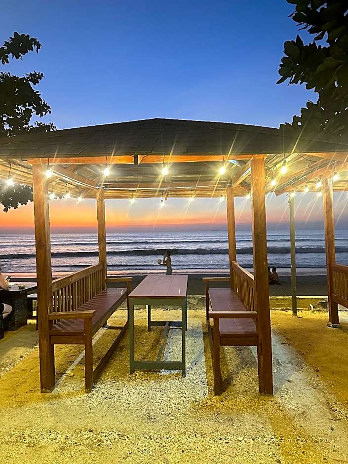 Lanta Bee Garden Bungalows
