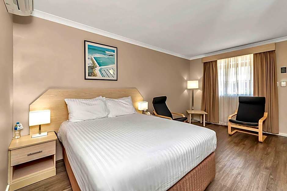 Quality Inn Railway Motel