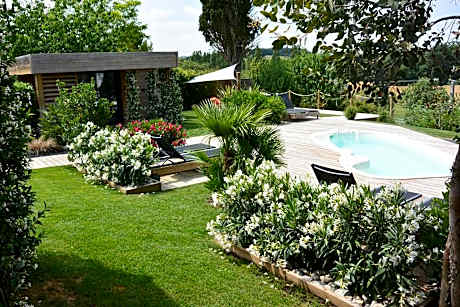 Timazen Lodges Agen Sud