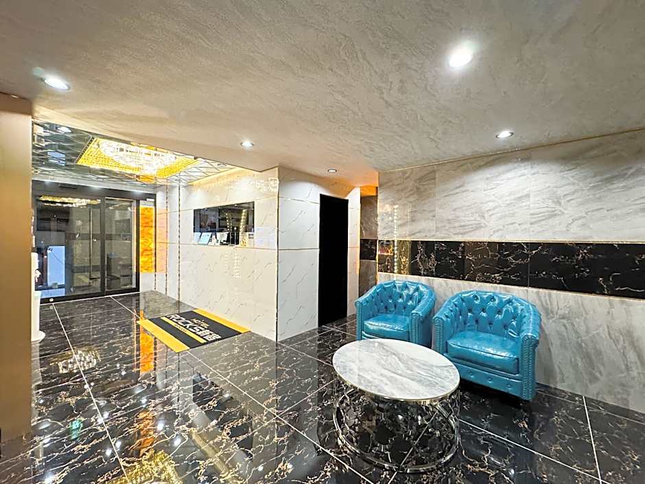 Hotel Rocks