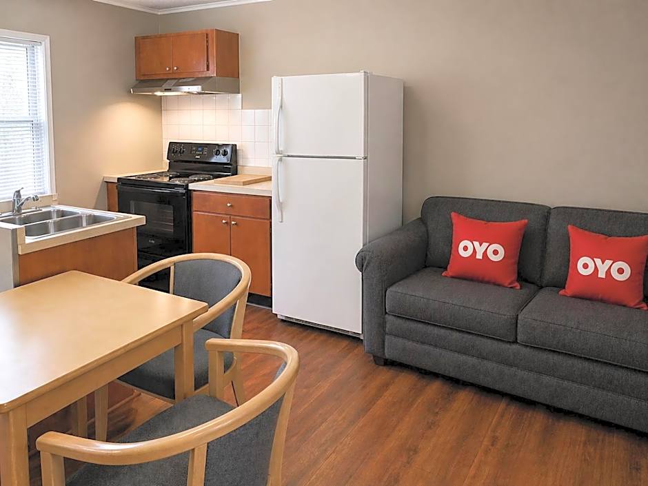 OYO Hotel Starlite Seneca Falls