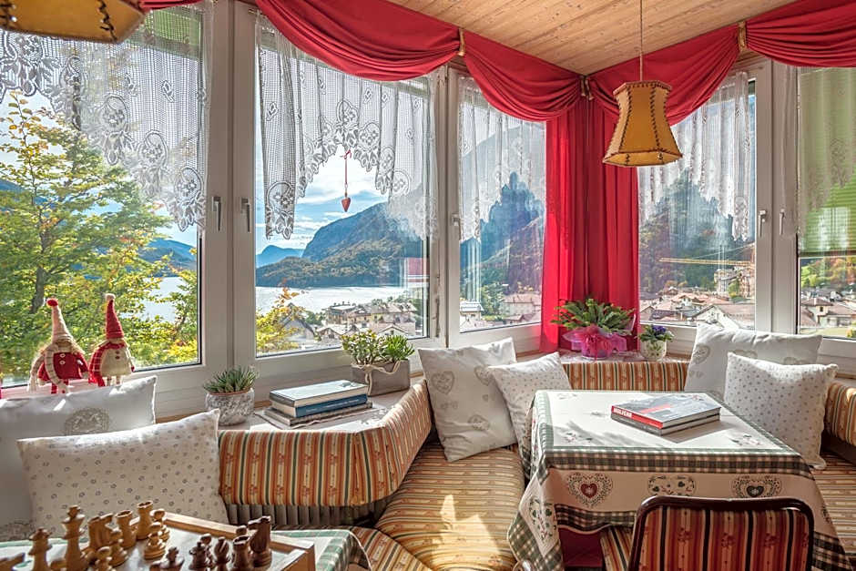 Hotel Londra Slow Living Molveno