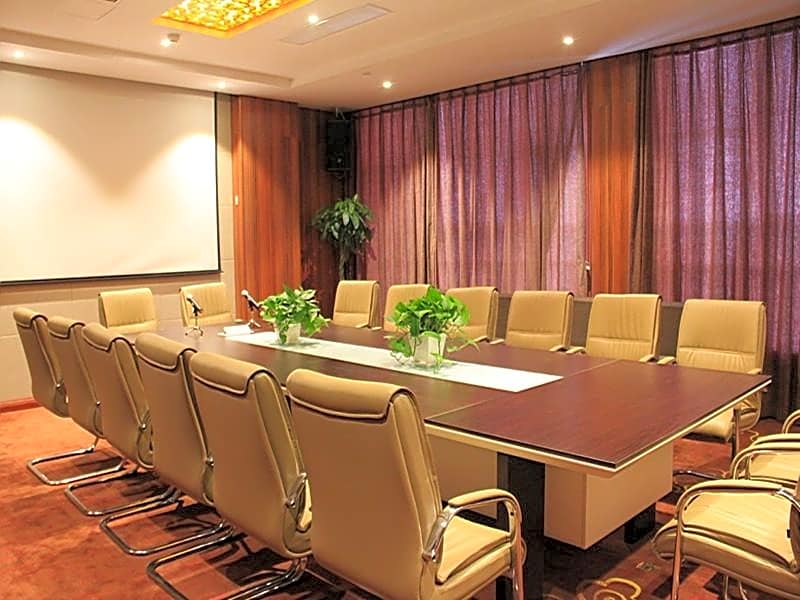 Greentree Eastern Quzhou Hewu Road Hotel