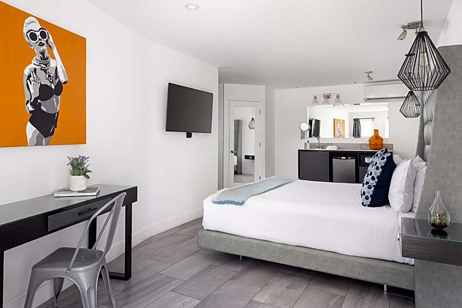 The Palm Springs Hotel