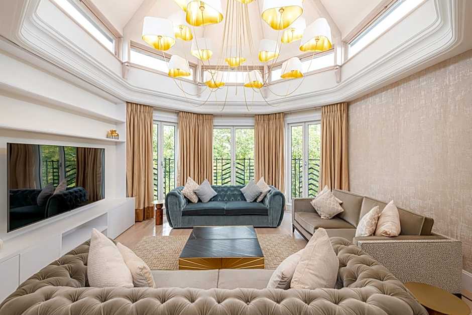 Fountain House Apartments - London