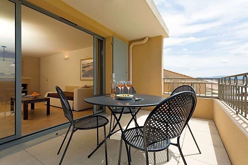 Le Domaine De Provence Country Club