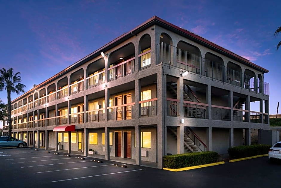 Red Roof Inn Stockton