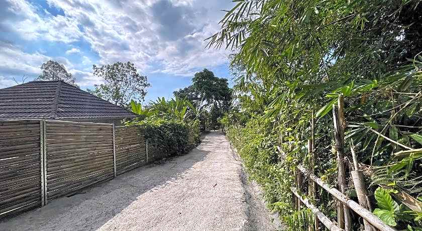 Villa Bambu Rinjani & Restaurant