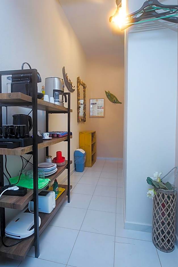 Arodamos Studios & Apts