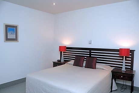 Executive Suite with Pool View