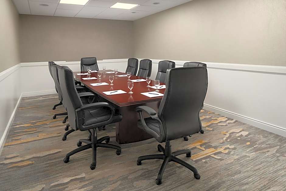 DoubleTree by Hilton Providence Airport Warwick