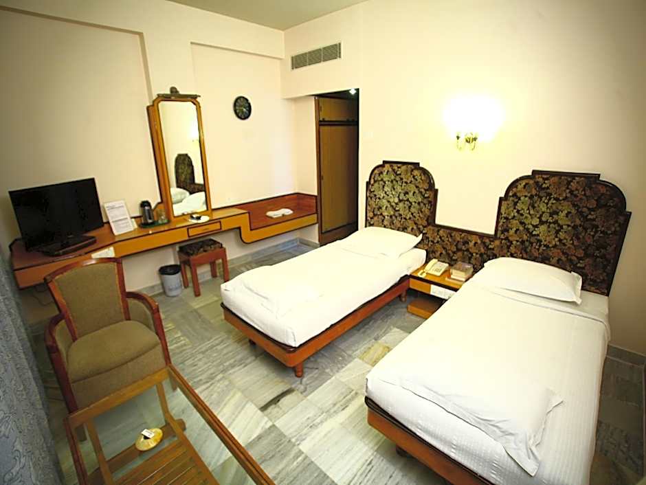Hotel Sindhuri Park