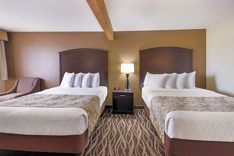 Photo 1 of 7 of 2 Queen Beds