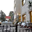 Capri Hotel Suites