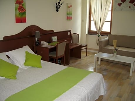 Large Double Room