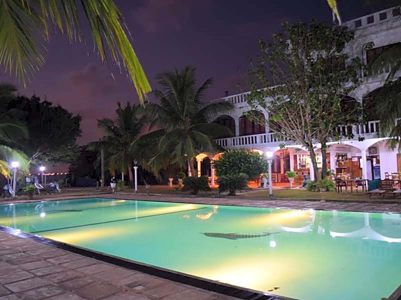 Hotel Lagoon Paradise