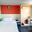 Ln White House Hotel