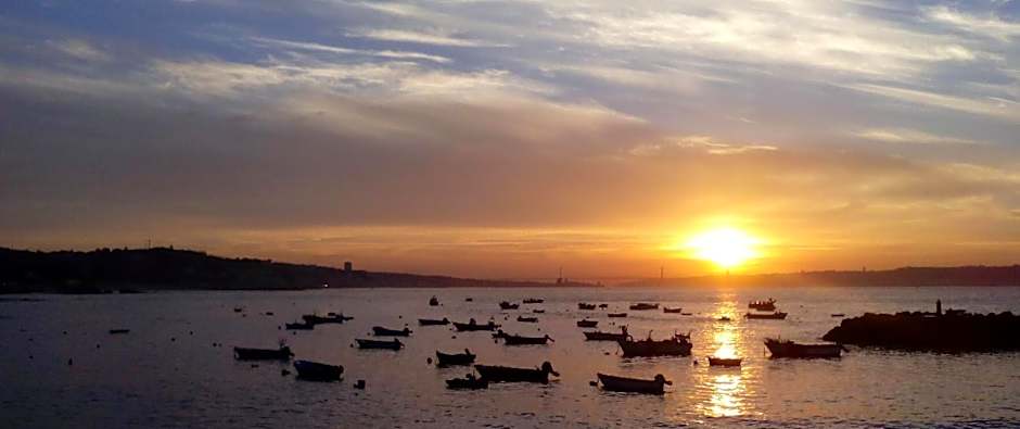 Help Yourself Hostels - Carcavelos Coast