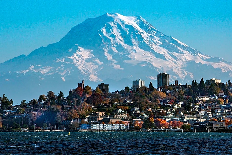 Silver Cloud Inn-Tacoma Waterfront